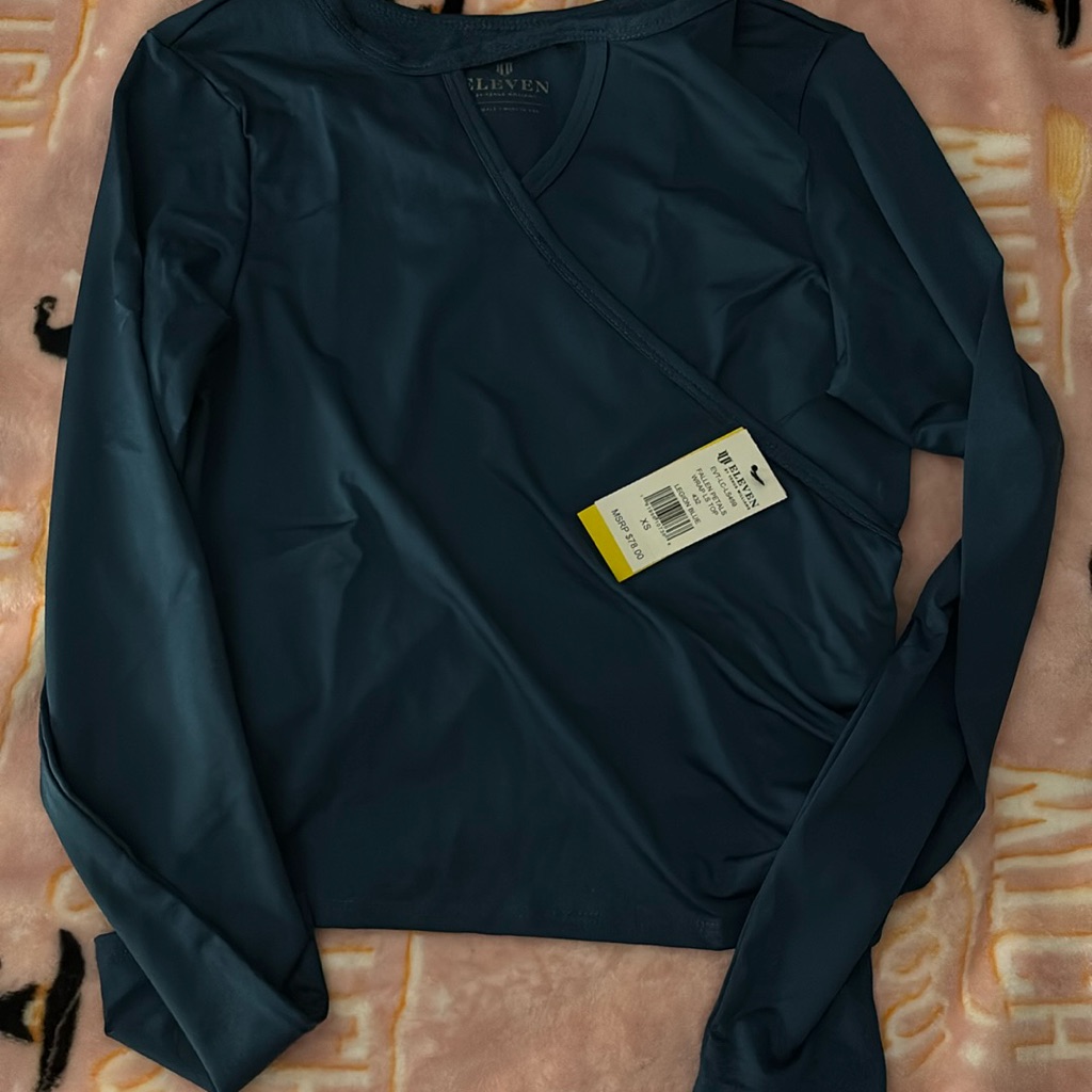 Xs. Athletic Top Nwt